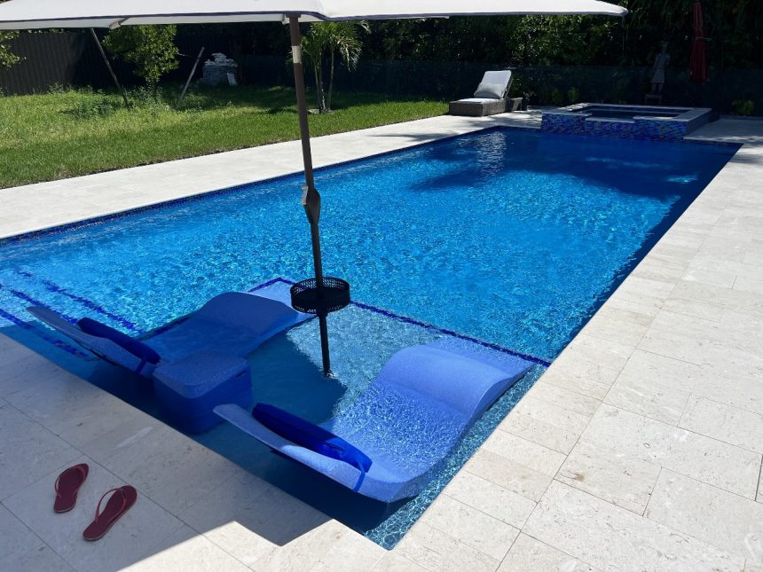 The Pool Cleaning Business Market in South Florida: Opportunities and Insights